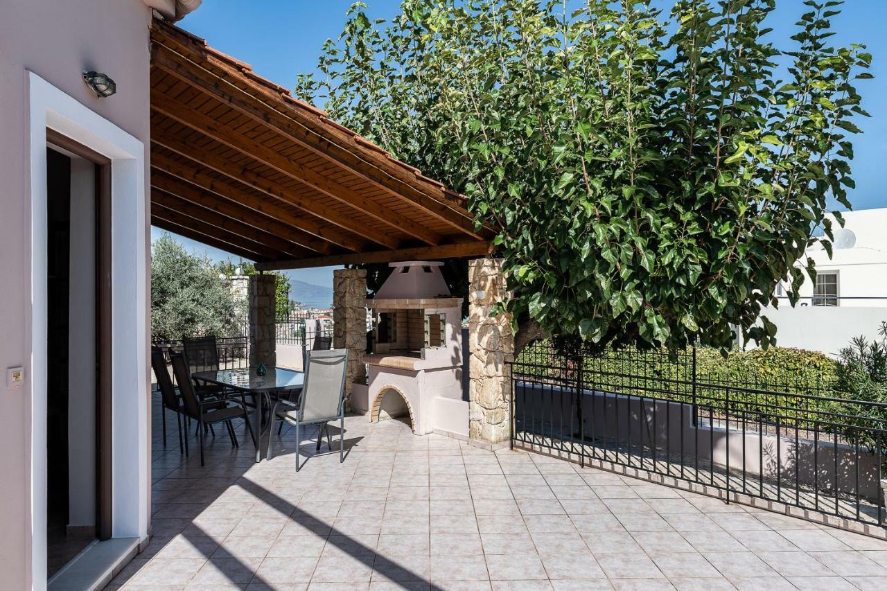 Lila Hill House Βίλα Σταλός Εξωτερικό φωτογραφία